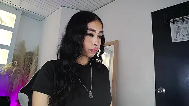 vallolett online show from March 18, 12:15 am