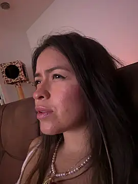 Little  Danni1 online show from April 8, 2:46 am