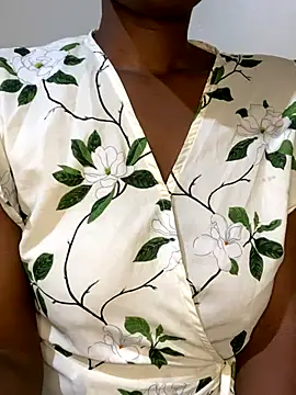 AnastiaBushlah online show from December 2, 4:03 am