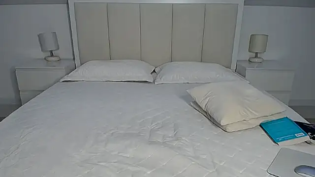 Milena29 online show from December 22, 6:05 am