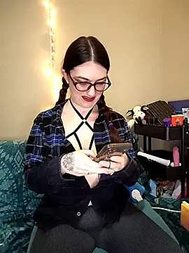 LaylaLucis online show from February 5, 11:19 pm