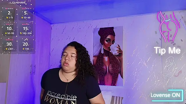 perlapurpura20 online show from November 22, 4:15 am