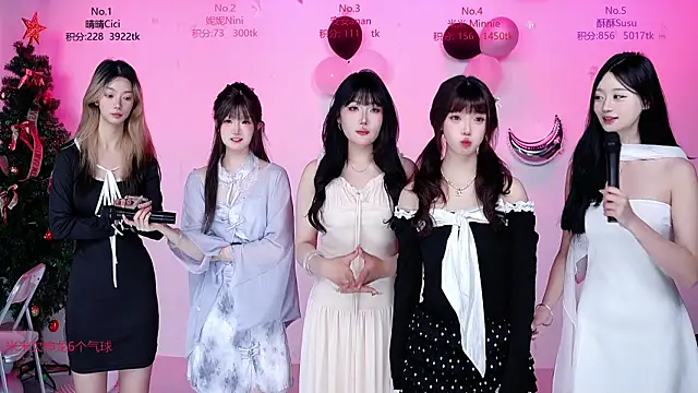 CM---002 online show from February 28, 2:22 am