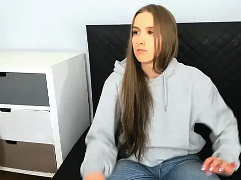 VanessaAmore online show from February 13, 5:47 pm