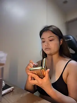 Toffee-00 online show from March 22, 9:04 am