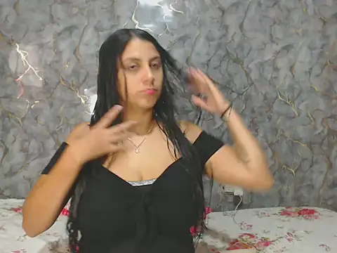 miarouse1531 online show from November 24, 9:39 pm