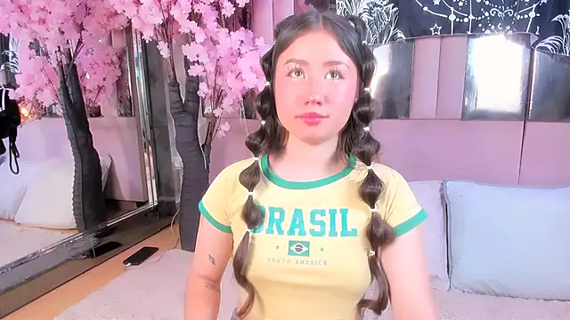 Naomistart online show from January 15, 9:54 pm