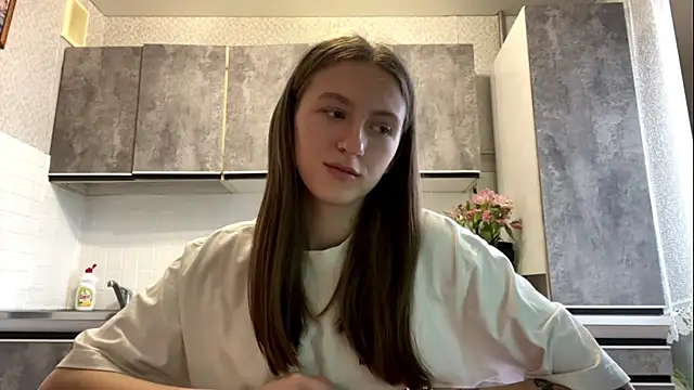 TomiChaires online show from November 23, 11:45 am