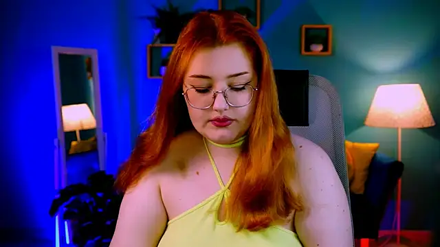 StaceyJensen online show from April 8, 12:29 pm