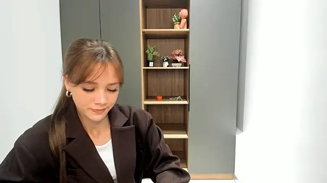 KeiraGossard online show from November 25, 11:12 am