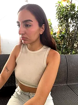 ZoeJohnson Pink online show from December 4, 7:25 pm