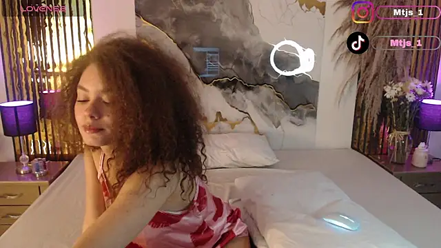 MiticaBrennet  online show from February 25, 5:06 am