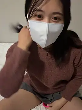 Minagi Shizuku online show from December 18, 4:12 pm