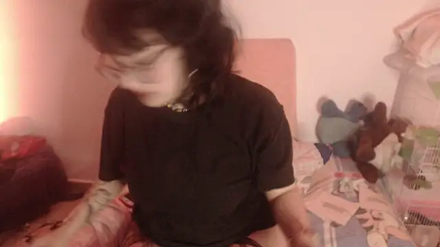 LittleStar666 online show from December 21, 12:59 am