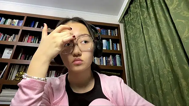 LinaClous online show from January 14, 3:06 pm