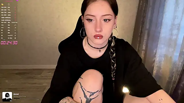 Meowluly online show from May 7, 9:51 pm