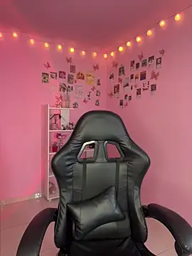 Davne  online show from February 3, 12:54 am