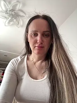 TomilaSi online show from February 27, 1:00 pm