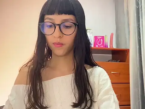 cyberlicious online show from April 30, 3:56 am