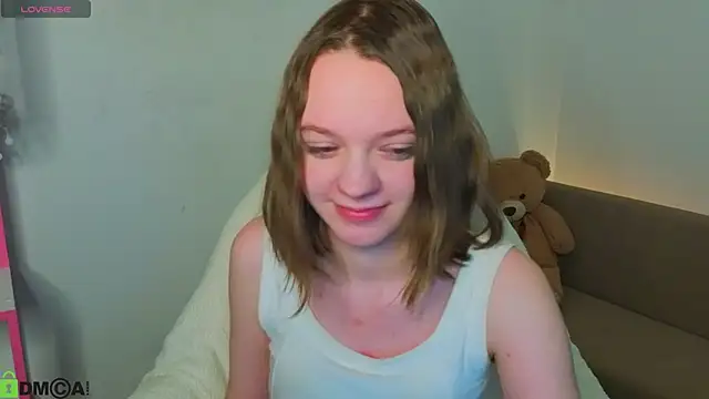 Olivia Riesz online show from March 7, 1:23 am