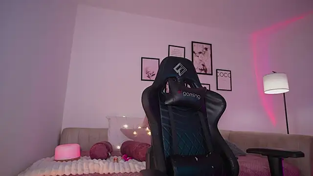 Melibahamon  online show from September 20, 2:10 am