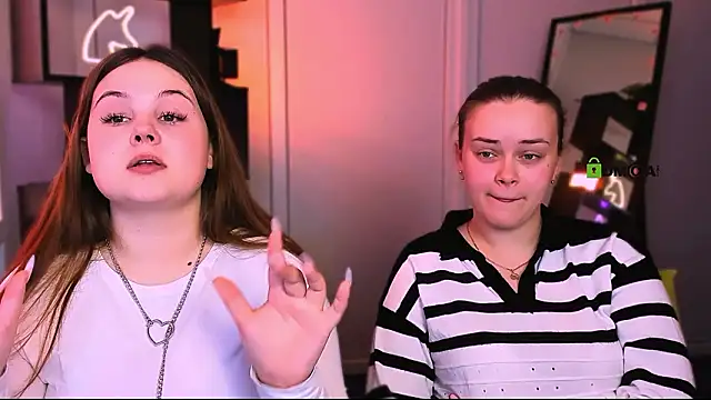 candy flossie1 online show from March 11, 6:17 am