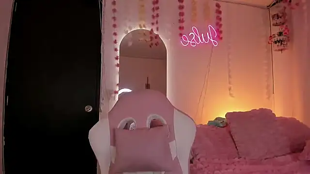 julse   online show from March 27, 12:56 am