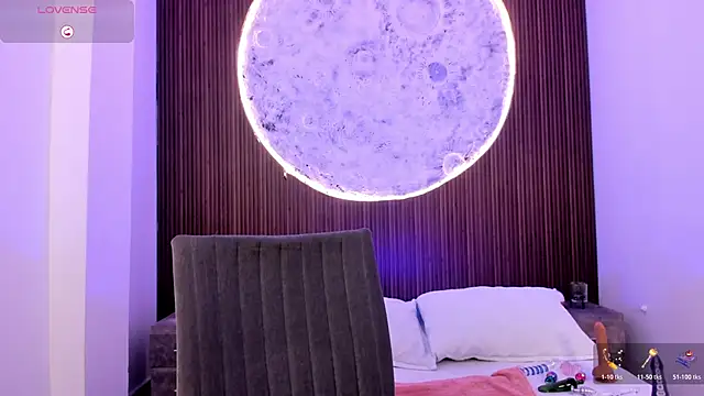 IvannaVolk  online show from February 28, 5:40 am