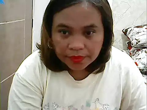 cutechubby online show from January 5, 10:57 pm