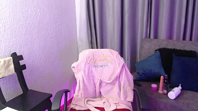 TiinaJonus  online show from April 9, 6:19 am