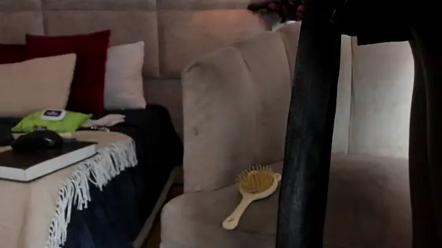 GenesisJordan online show from April 9, 9:53 pm