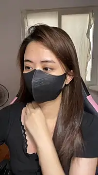 Lunamoon68 online show from April 4, 6:34 am