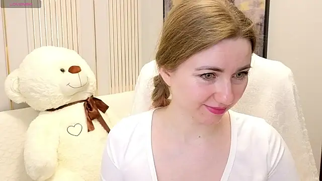 SofiAngela online show from April 18, 1:08 am