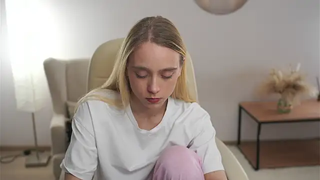 SharleneTaymon online show from November 27, 9:01 am