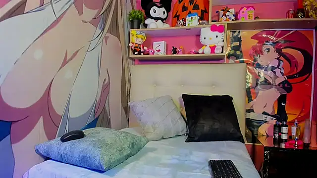 peachrouge online show from January 8, 6:45 pm