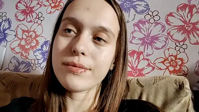 SophieHazely online show from January 8, 4:05 am