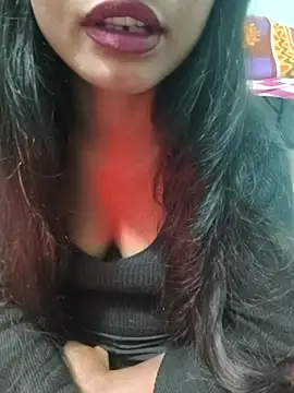 Zoyaa-Zubair online show from January 7, 7:17 pm