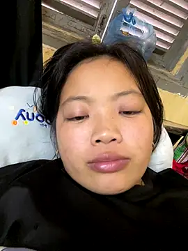 Mailyysa online show from December 18, 4:17 am