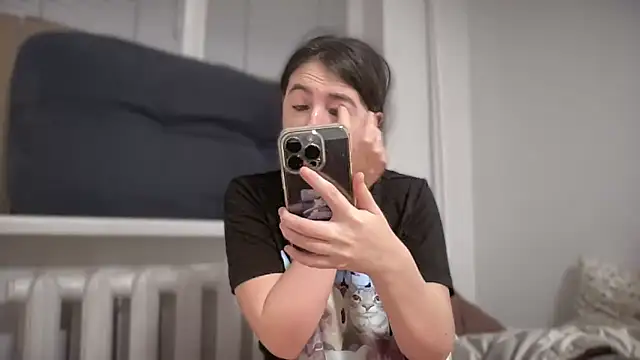 Aphr0ditee online show from March 2, 6:03 pm