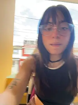 Mia fiire online show from December 13, 7:53 pm