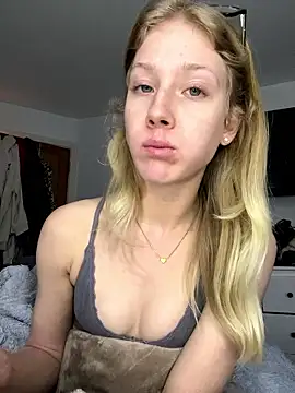 Snapshot of RosieLovexoxx chatting on January 15, 3:18 pm RosieLovexoxx online show from January 15, 3:18 pm