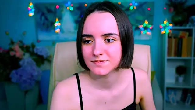 KateWillows online show from April 9, 4:59 am