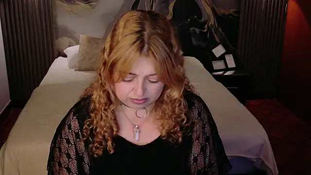 MilfArlet online show from February 26, 2:27 pm