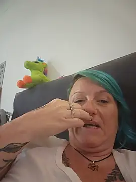 Amber Dreamer online show from June 22, 4:37 pm