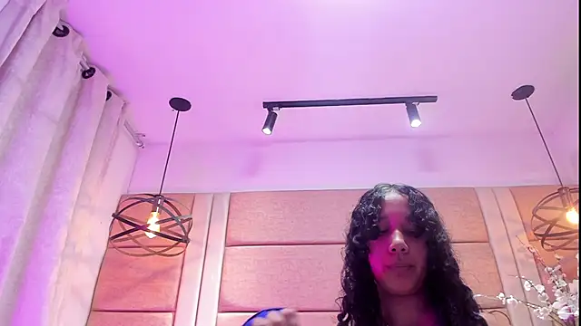 NoahGrant online show from March 21, 4:28 am