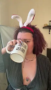 MurrbyAliceMoore online show from January 19, 1:40 pm