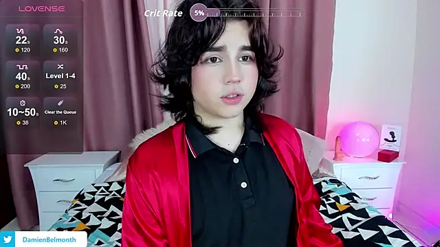 daniellesins2 online show from December 3, 1:02 pm