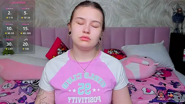 MilanaXHoney online show from December 16, 1:33 am