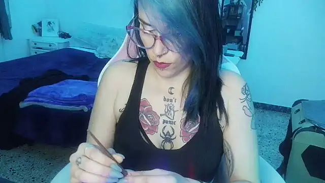 blackrose1997 online show from April 17, 2:19 pm