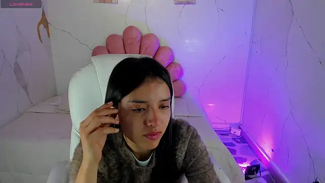 Cherrybombs  online show from March 17, 1:04 pm